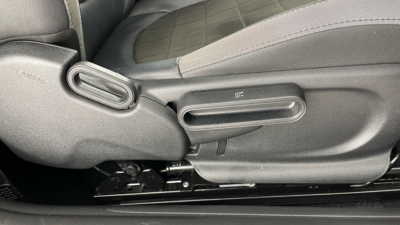 MINI Hatchback 1.5 Cooper Sport Premium 3dr Auto Petrol Hatchback